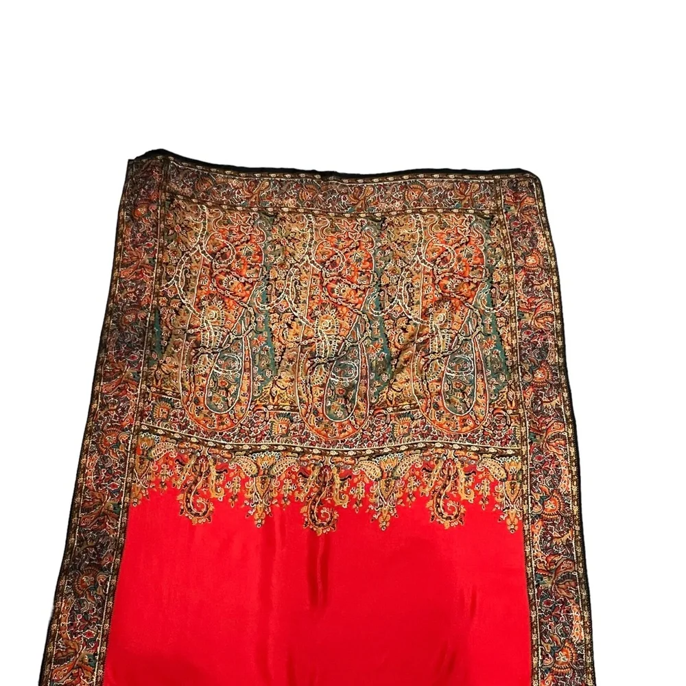 PERRY ELLIS RED, BLACK & GREEN TAPESTRY DESIGN 100% SILK SCARF